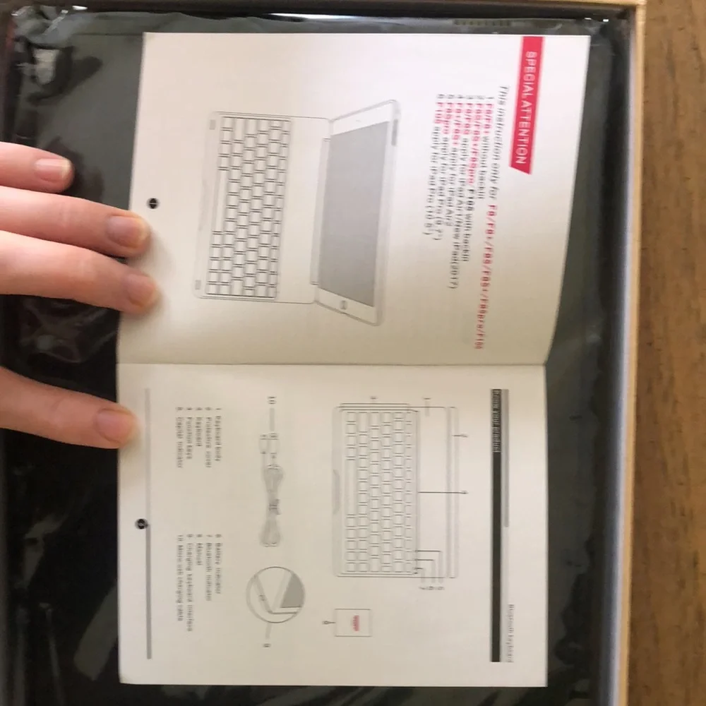 iPad Pro 10.5 hard case with keyboard